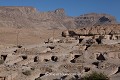 Pas d’ombre ou très peu, le soleil matinal réchauffe la roche. Le minéral est partout aussi bien au cœur du village que parmi les paysages grandioses qui l’entourent ; village de Meymand (province de Kerman, Iran). Iran 
 Meymand 
 UNESCO 
 creusé 
 grotte 
 habitat 
 patrimoine mondial 
 plateau iranien 
 province de Kerman 
 troglodyte 
 troglodytique 
 tuf volcanique 