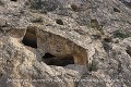 Un effondrement a emporté la façade de cette salle du 3ème niveau ; Les Covetes dels Moros (Bocairent, Province de Valence, Espagne). Bocairent 
 Espagne 
 Valence 
 cluzeau de falaise 
 cueva 
 grotte 
 refuge 
 souterrain 