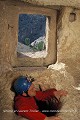 Goulot de communication vers un niveau inférieur ; les Covetes dels Moros (Bocairent, Province de Valence, Espagne). Bocairent 
 Espagne 
 Valence 
 cluzeau de falaise 
 cueva 
 grotte 
 refuge 
 souterrain 