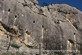Perçant la falaise, les fenêtres de Pont Xato, certaines sont inachevées  (Province d’Alicante, Espagne). Alicante 
 Espagne 
 Valence 
 cluzeau de falaise 
 cueva 
 grotte 
 refuge 
 souterrain 